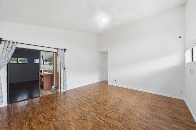 10949 NW 1st Manor, Coral Springs, FL 33071