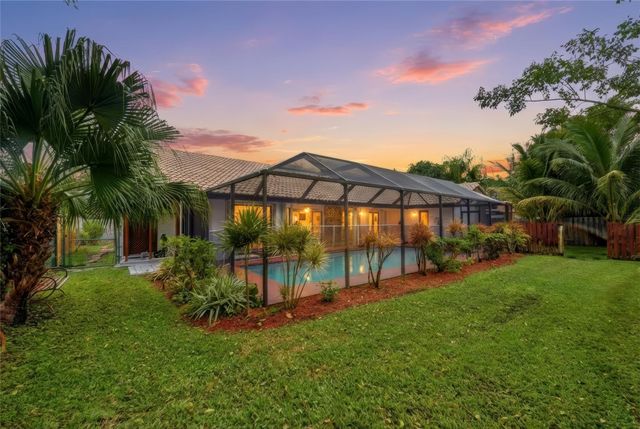 10949 NW 1st Manor, Coral Springs, FL 33071