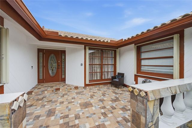 10949 NW 1st Manor, Coral Springs, FL 33071