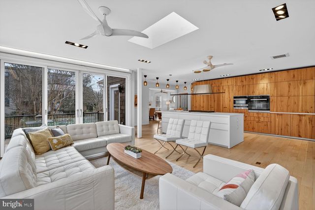 5801 POTOMAC AVE NW, Washington, DC 20016