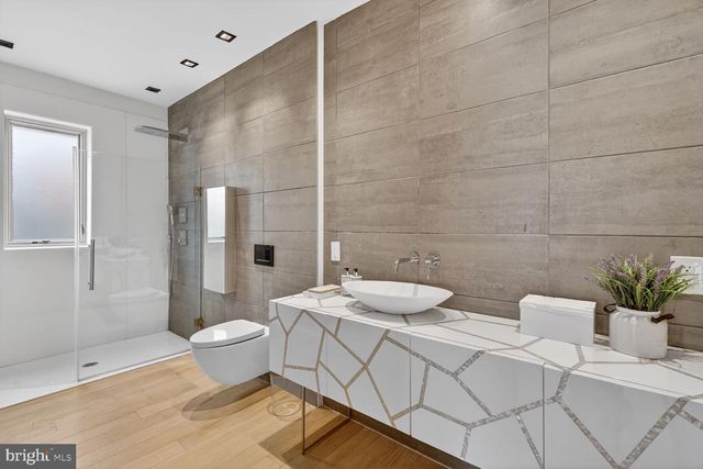 5801 POTOMAC AVE NW, Washington, DC 20016