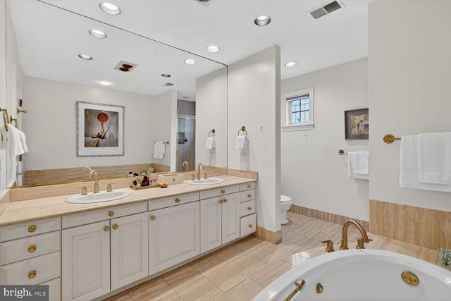 5801 POTOMAC AVE NW, Washington, DC 20016