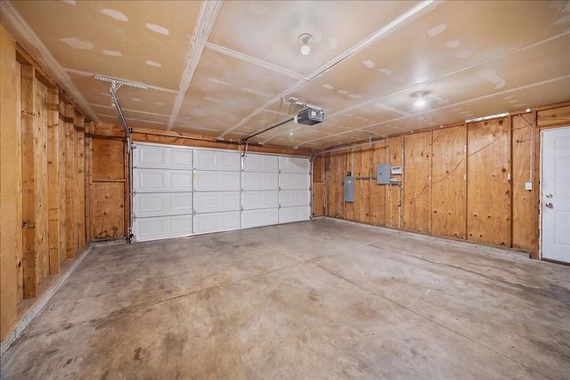 1515 E Beacon Ln, Spokane, WA 99217