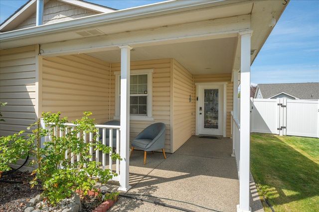 1515 E Beacon Ln, Spokane, WA 99217