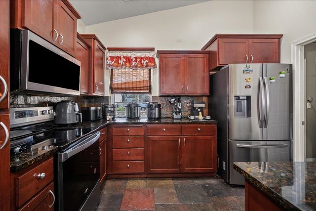 1515 E Beacon Ln, Spokane, WA 99217