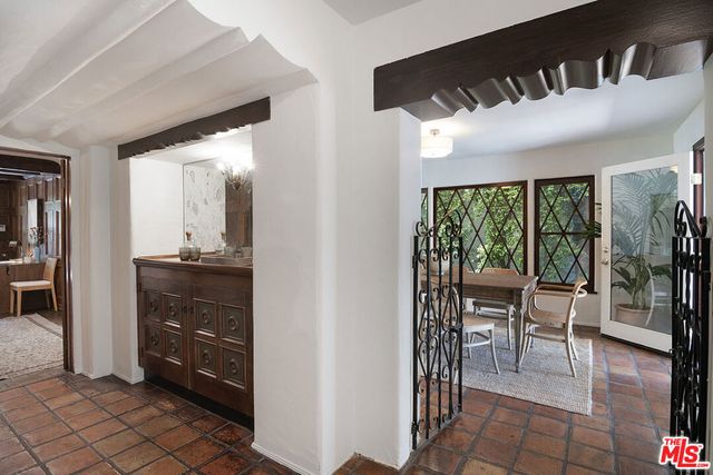 120 S Fuller Avenue, Los Angeles, CA 90036