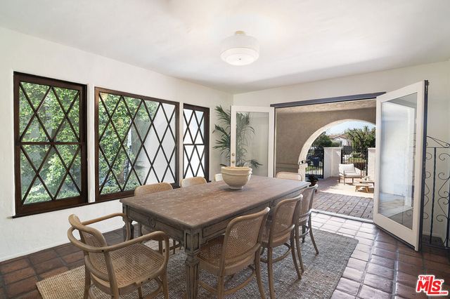 120 S Fuller Avenue, Los Angeles, CA 90036