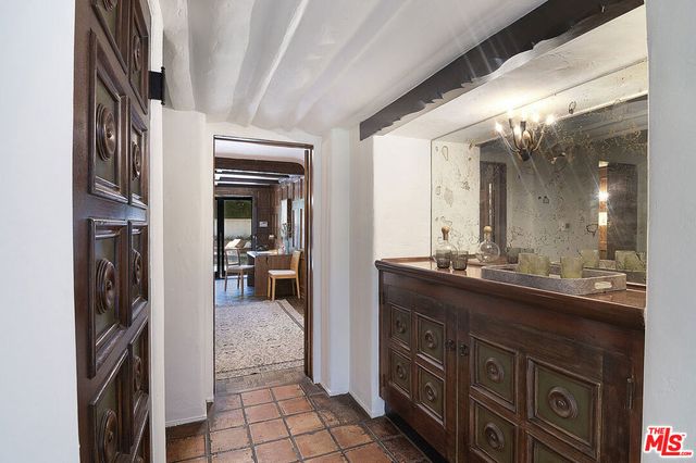 120 S Fuller Avenue, Los Angeles, CA 90036