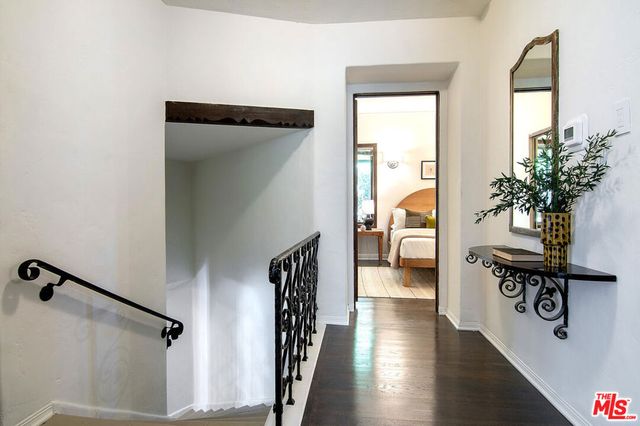 120 S Fuller Avenue, Los Angeles, CA 90036