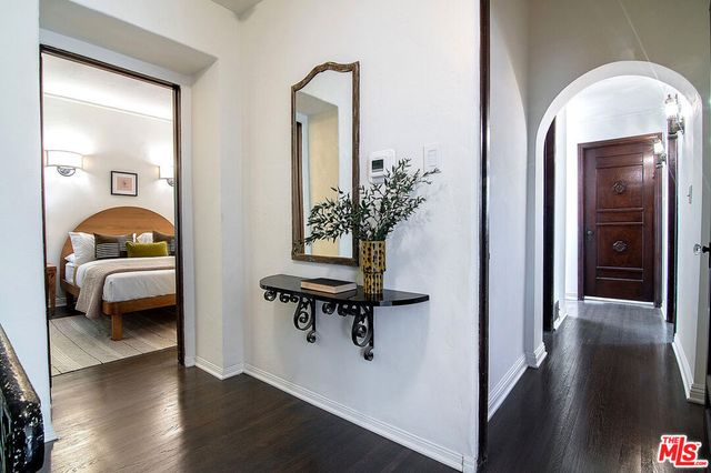 120 S Fuller Avenue, Los Angeles, CA 90036