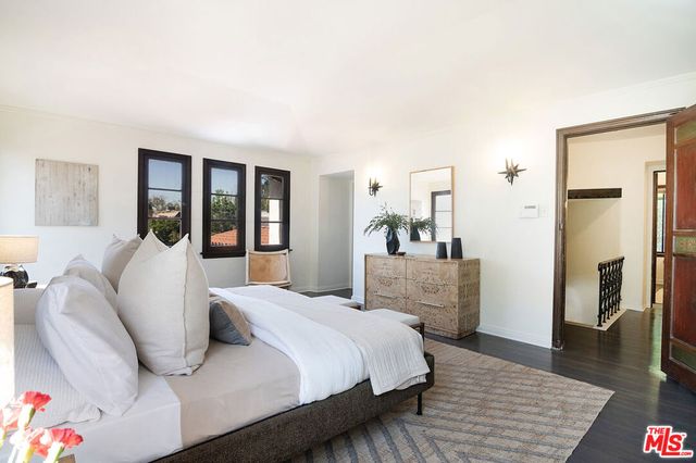 120 S Fuller Avenue, Los Angeles, CA 90036