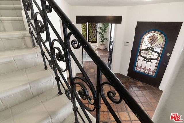 120 S Fuller Avenue, Los Angeles, CA 90036