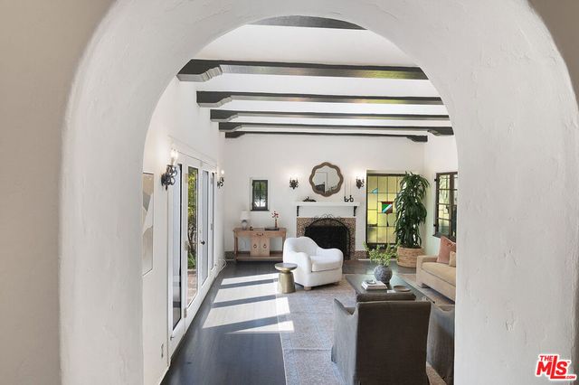 120 S Fuller Avenue, Los Angeles, CA 90036