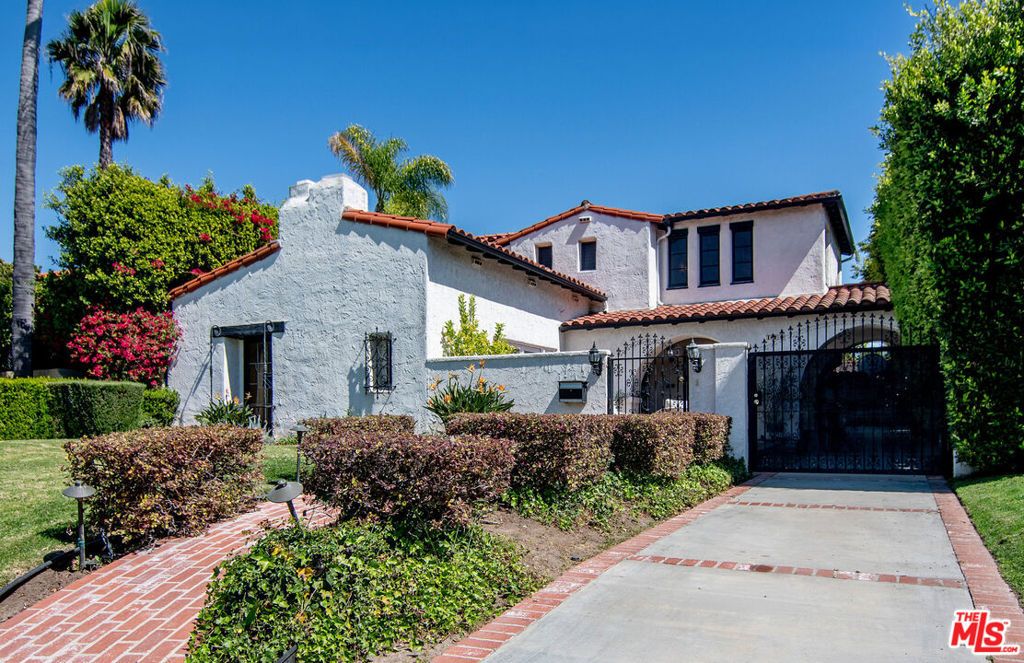 120 S Fuller Avenue, Los Angeles, CA 90036