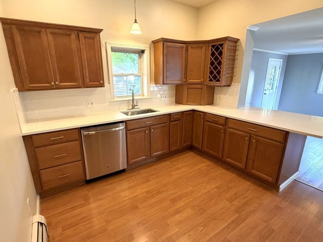 10 Metropolitan Ave, Ashland, MA 01721
