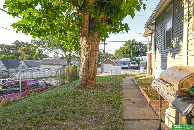1911 W Street, Omaha, NE 68107