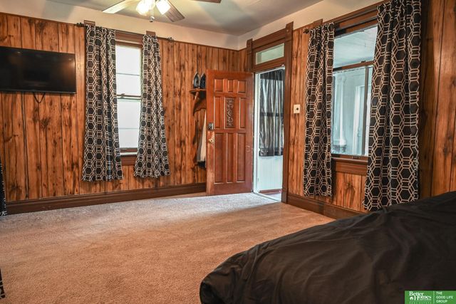 1911 W Street, Omaha, NE 68107