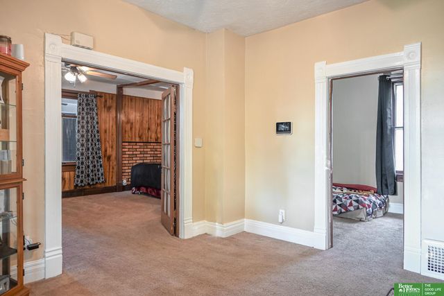 1911 W Street, Omaha, NE 68107