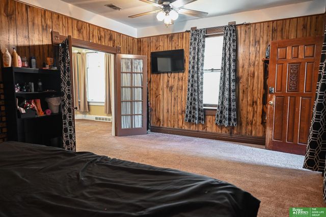 1911 W Street, Omaha, NE 68107