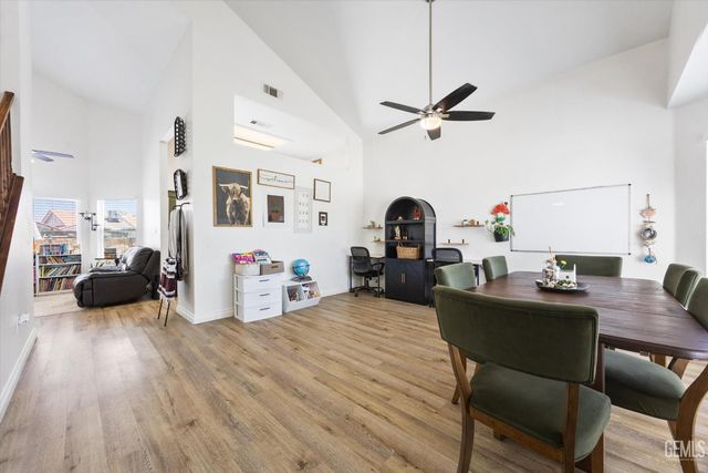 11404 Jimrik Avenue, Bakersfield, CA 93312