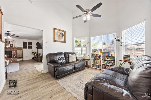 11404 Jimrik Avenue, Bakersfield, CA 93312