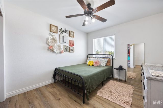 11404 Jimrik Avenue, Bakersfield, CA 93312