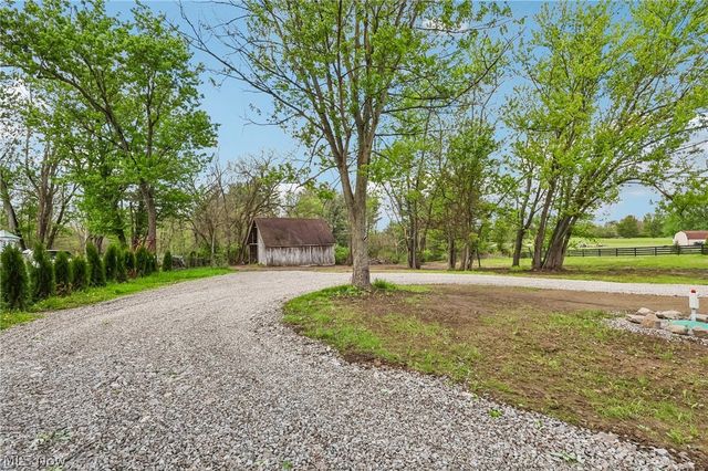 7802 Avon Lake Road, Lodi, OH 44254