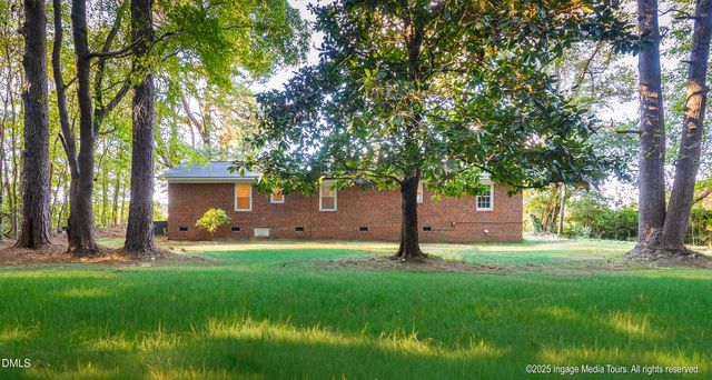 305 British Road, Kinston, NC 28501