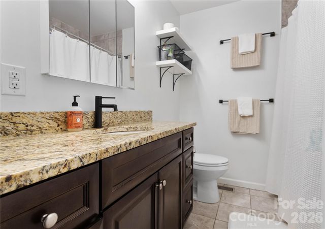 208 Park Road, Mount Holly, NC 28120