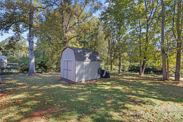 208 Park Road, Mount Holly, NC 28120