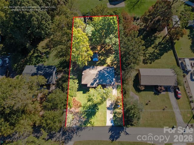 208 Park Road, Mount Holly, NC 28120