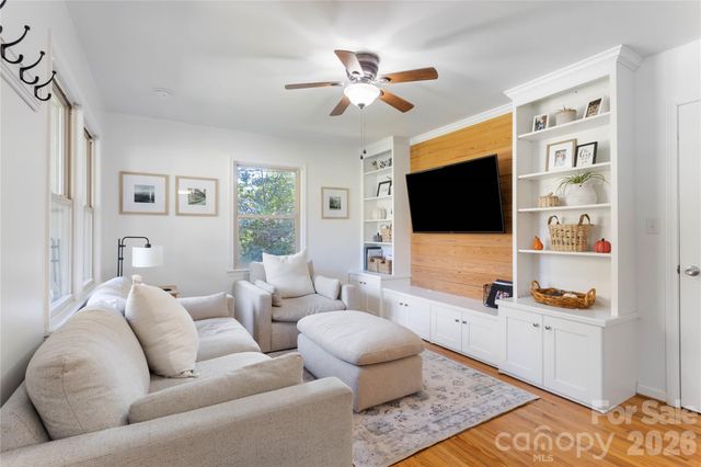 208 Park Road, Mount Holly, NC 28120