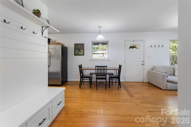 208 Park Road, Mount Holly, NC 28120