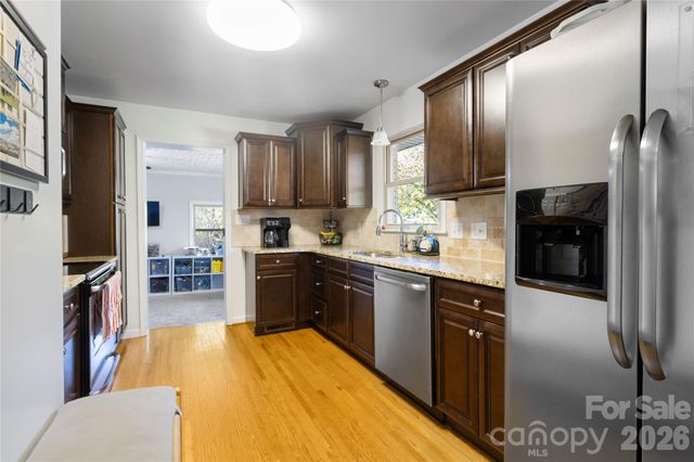 208 Park Road, Mount Holly, NC 28120