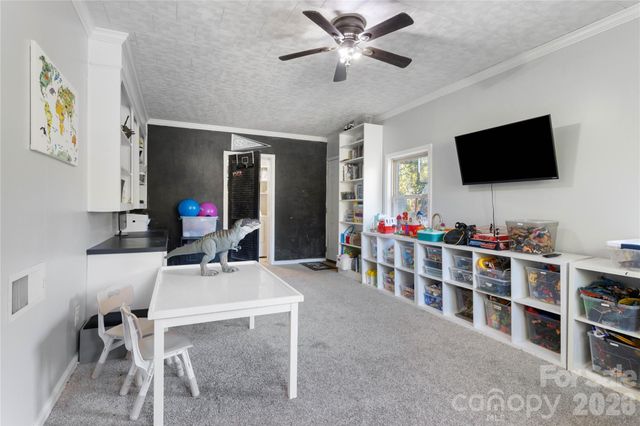 208 Park Road, Mount Holly, NC 28120