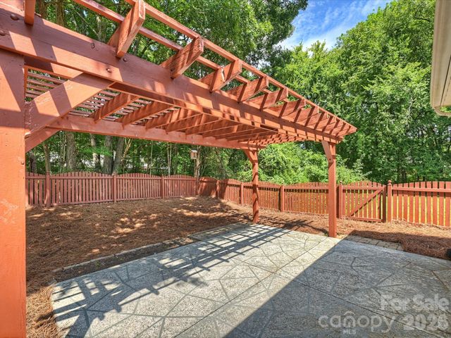 12332 Bobhouse Drive, Charlotte, NC 28277