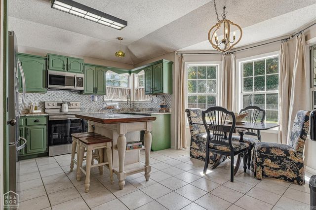 1209 Hidden Valley Drive, Jonesboro, AR 72404