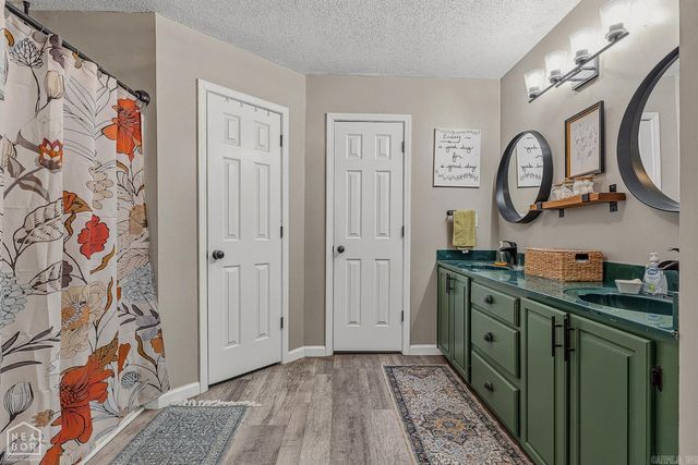 1209 Hidden Valley Drive, Jonesboro, AR 72404