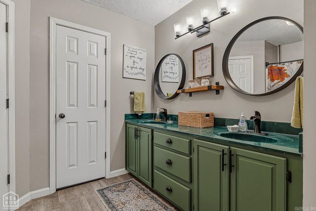 1209 Hidden Valley Drive, Jonesboro, AR 72404