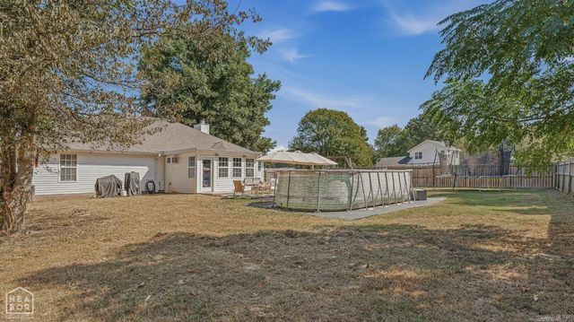 1209 Hidden Valley Drive, Jonesboro, AR 72404