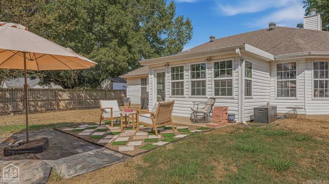 1209 Hidden Valley Drive, Jonesboro, AR 72404