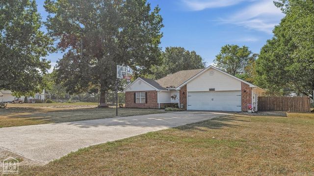 1209 Hidden Valley Drive, Jonesboro, AR 72404