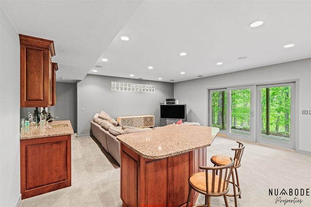 2333 Longmeadow Street, Grand Rapids, MI 49504