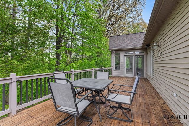 2333 Longmeadow Street, Grand Rapids, MI 49504