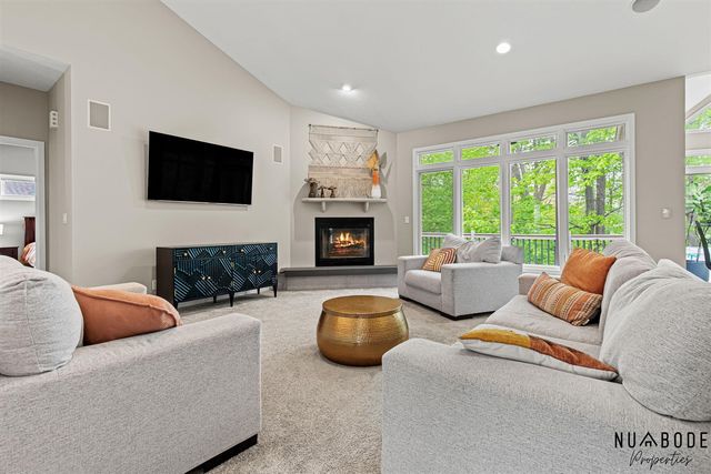 2333 Longmeadow Street, Grand Rapids, MI 49504