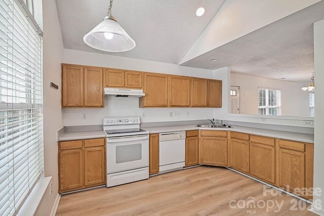 10630 Sleigh Bell Lane, Charlotte, NC 28216