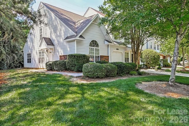 10630 Sleigh Bell Lane, Charlotte, NC 28216