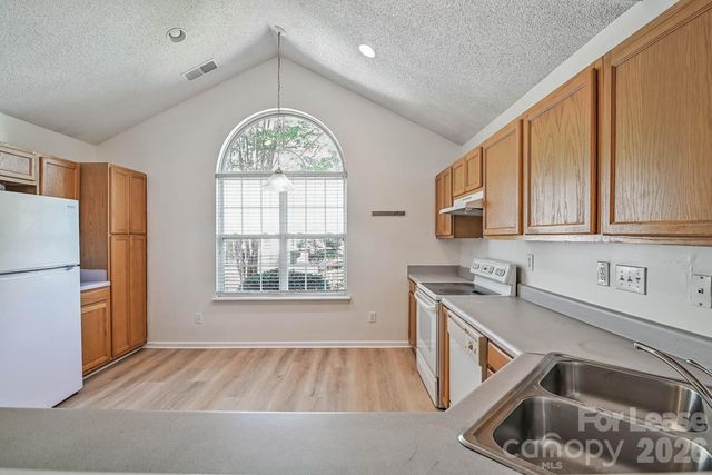 10630 Sleigh Bell Lane, Charlotte, NC 28216