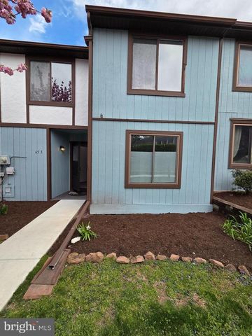 65-3 AZALEA WAY, Reading, PA 19606