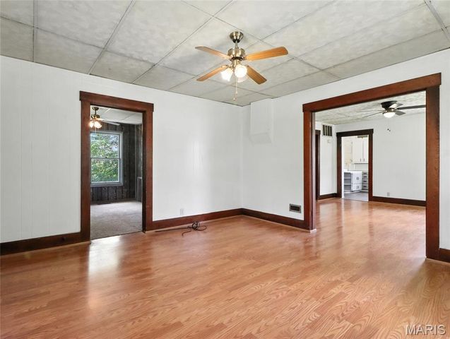 300 E Clouse Street, Mountain Grove, MO 65711